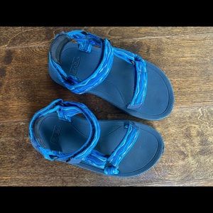 Children’s teva sandals